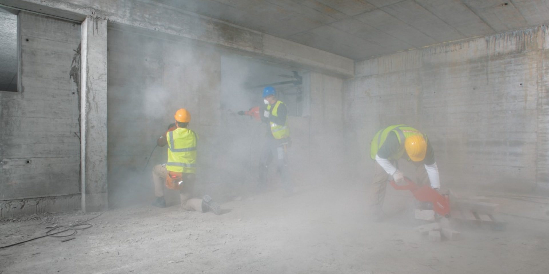 Minimizing dust on jobsite