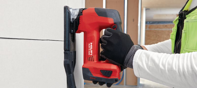 SJD 6-A22 Cordless jigsaw Powerful 22V cordless jigsaw with top D-handle for a comfortable grip and superior control during curved cuts Applications 1