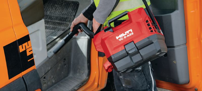 VC 5-A22 cordless construction vacuum Compact and cordless construction vacuum for jobsite clean ups (dry), 3.5l tank Applications 1