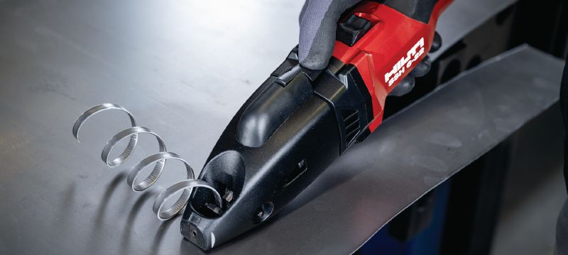 SSH 6-22 Cordless shears High-capacity cordless double-cut shears for fast cuts in sheet metal, profiles and HVAC duct up to 2.5 mm│12 Gauge (Nuron battery platform) Applications 1