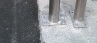 HSA-R2 SS Wedge anchor High-performance wedge anchor for everyday static loads in uncracked concrete (A2 stainless steel) Applications 2
